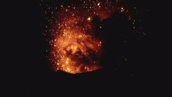 SD版クラカタウ火山・インドネシア Krakatau volcano 1999年５月