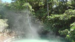 TORAGET hot spring, source of Spring Lake ブルーエメラルドレイク-4 Indonesia, Manado