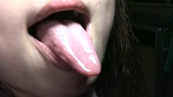 【Oral observation】 The tongue is a long tongue for the big boobs
