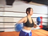 妇女拳击"女子拳击"课本 13