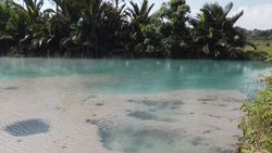 TORAGET hot spring, source of fountain Lake Blue Lake-6 Indonesia-Manado